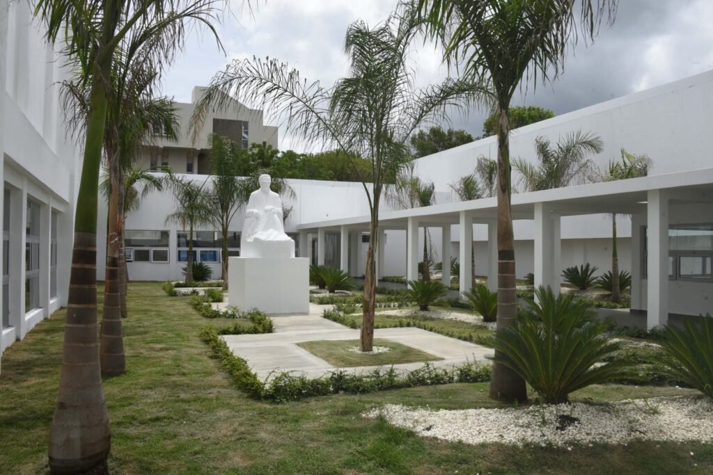 Patio interno del museo nacional de historia y geografia 