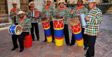 una de las actividades culturales dominicana es el merengue