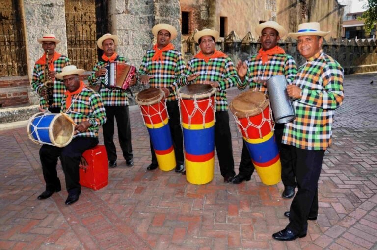 una de las actividades culturales dominicana es el merengue